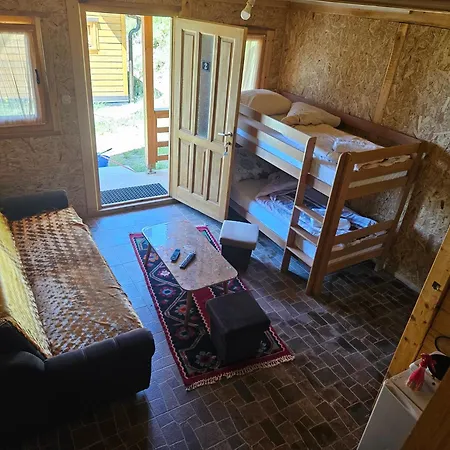 Camp Apartment *